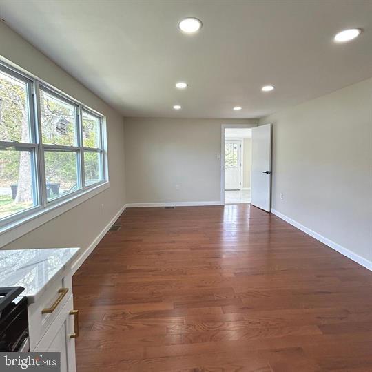 352 Roosevelt Ave Property Photo 12