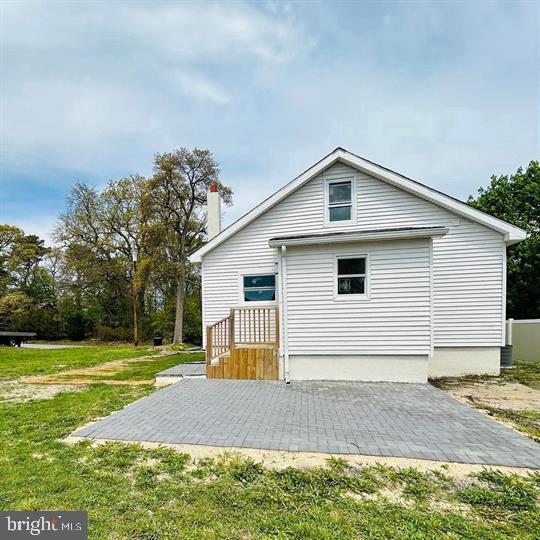 352 Roosevelt Ave Property Photo 26