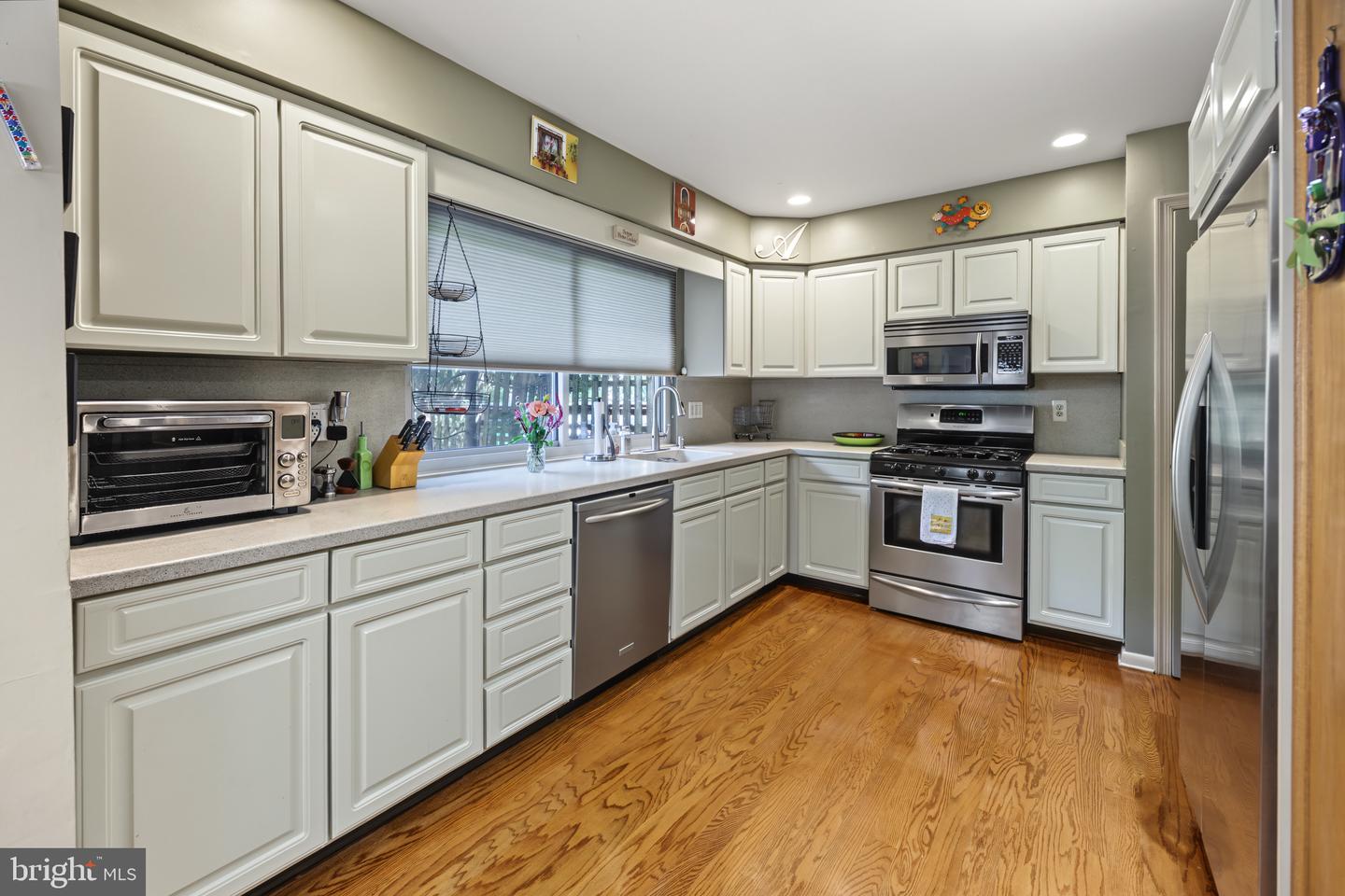 23 GOSHAWK CT Property Photo 1