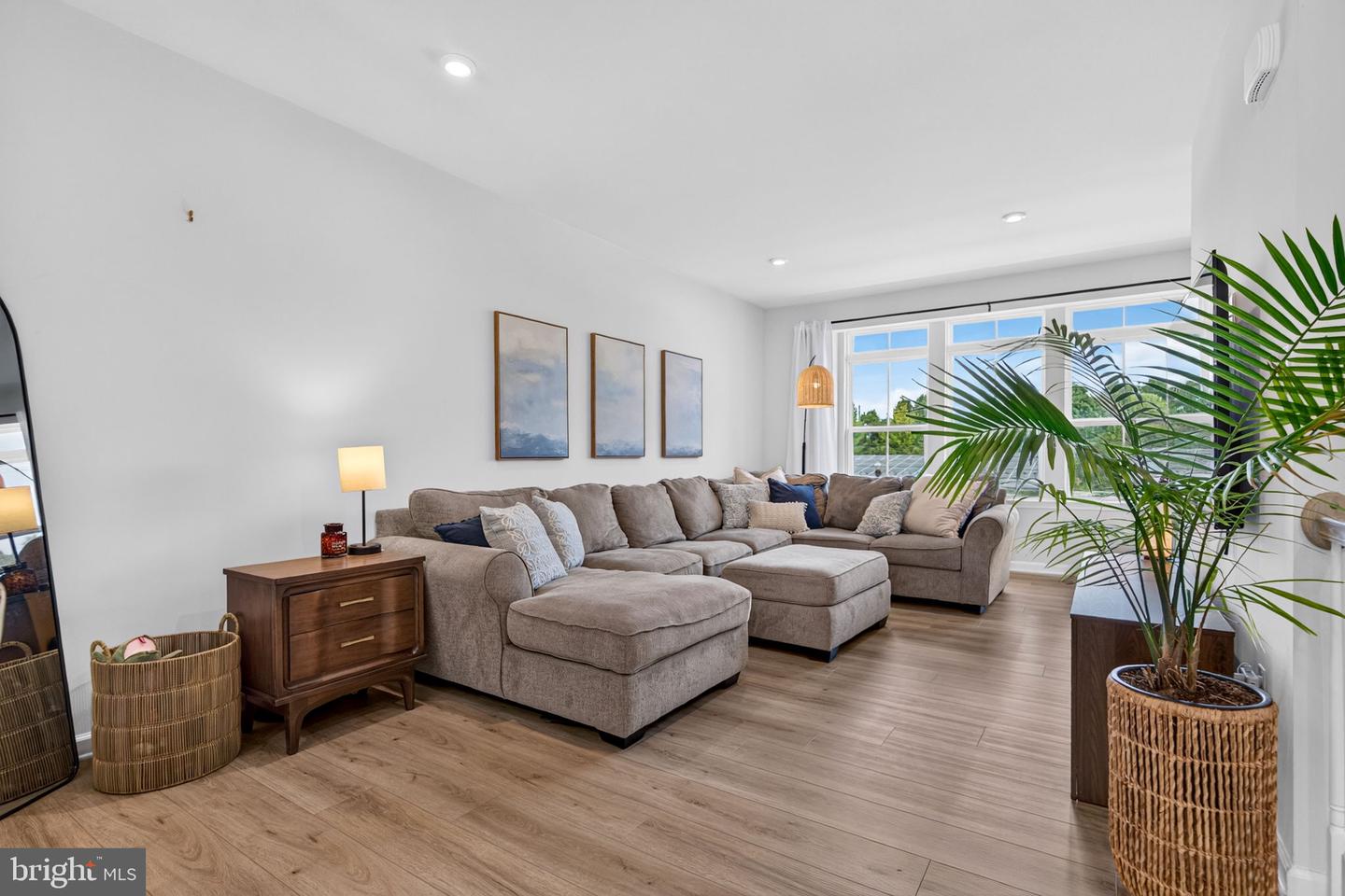 25 Sidney Ln Property Photo 23