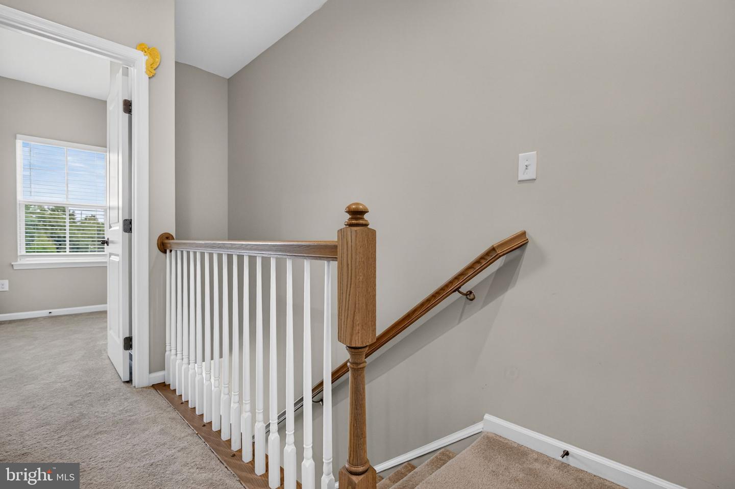 25 Sidney Ln Property Photo 28