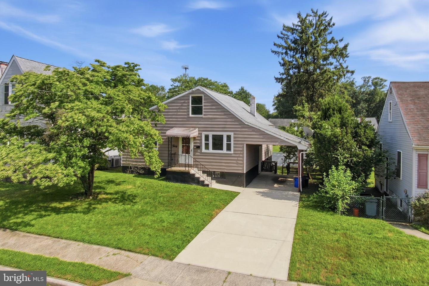 30 Glover Ave Property Photo 3