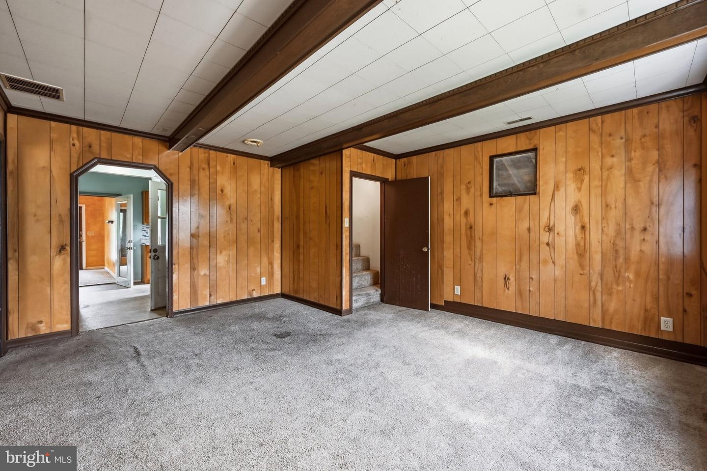 30 Glover Ave Property Photo 5