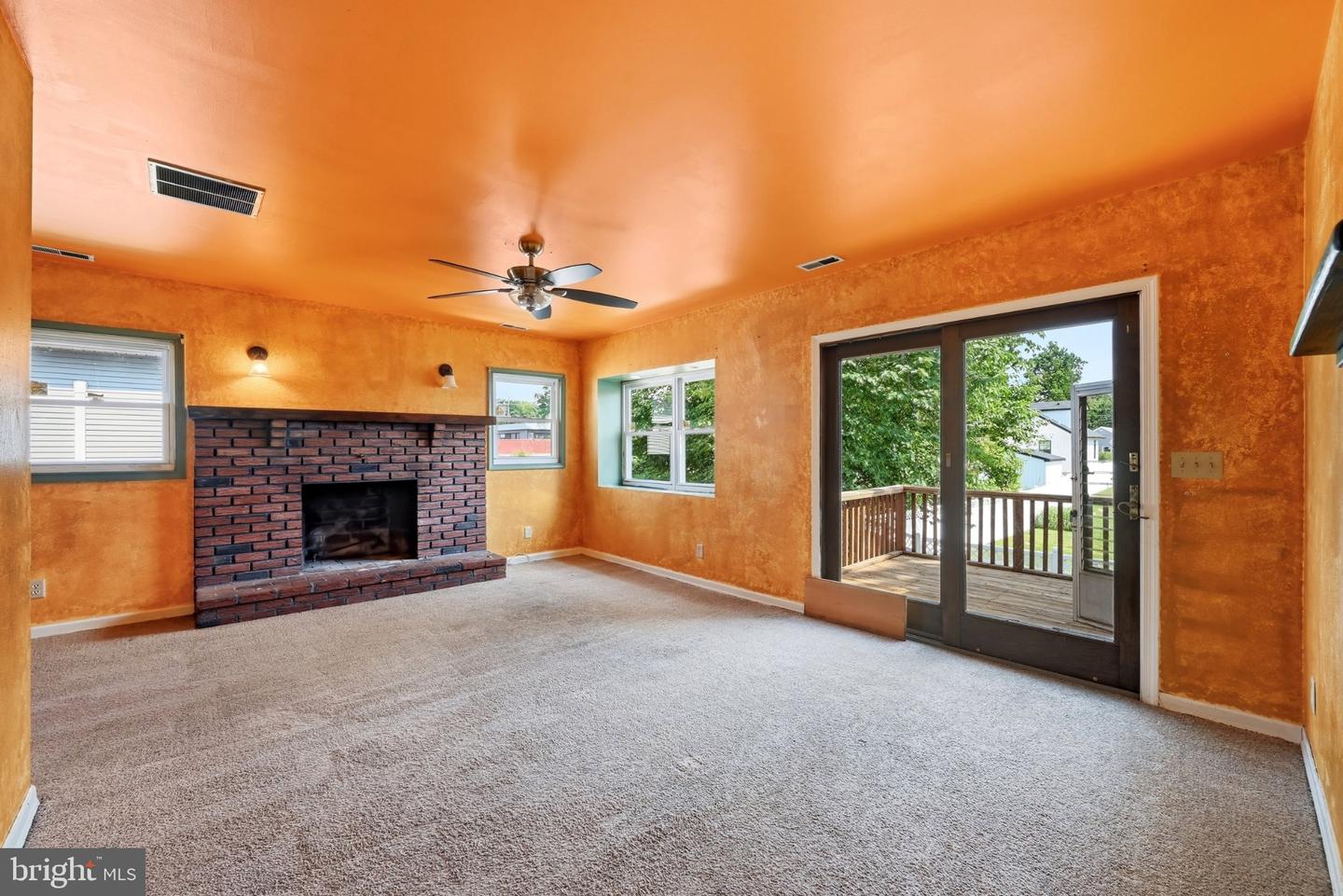 30 Glover Ave Property Photo 10