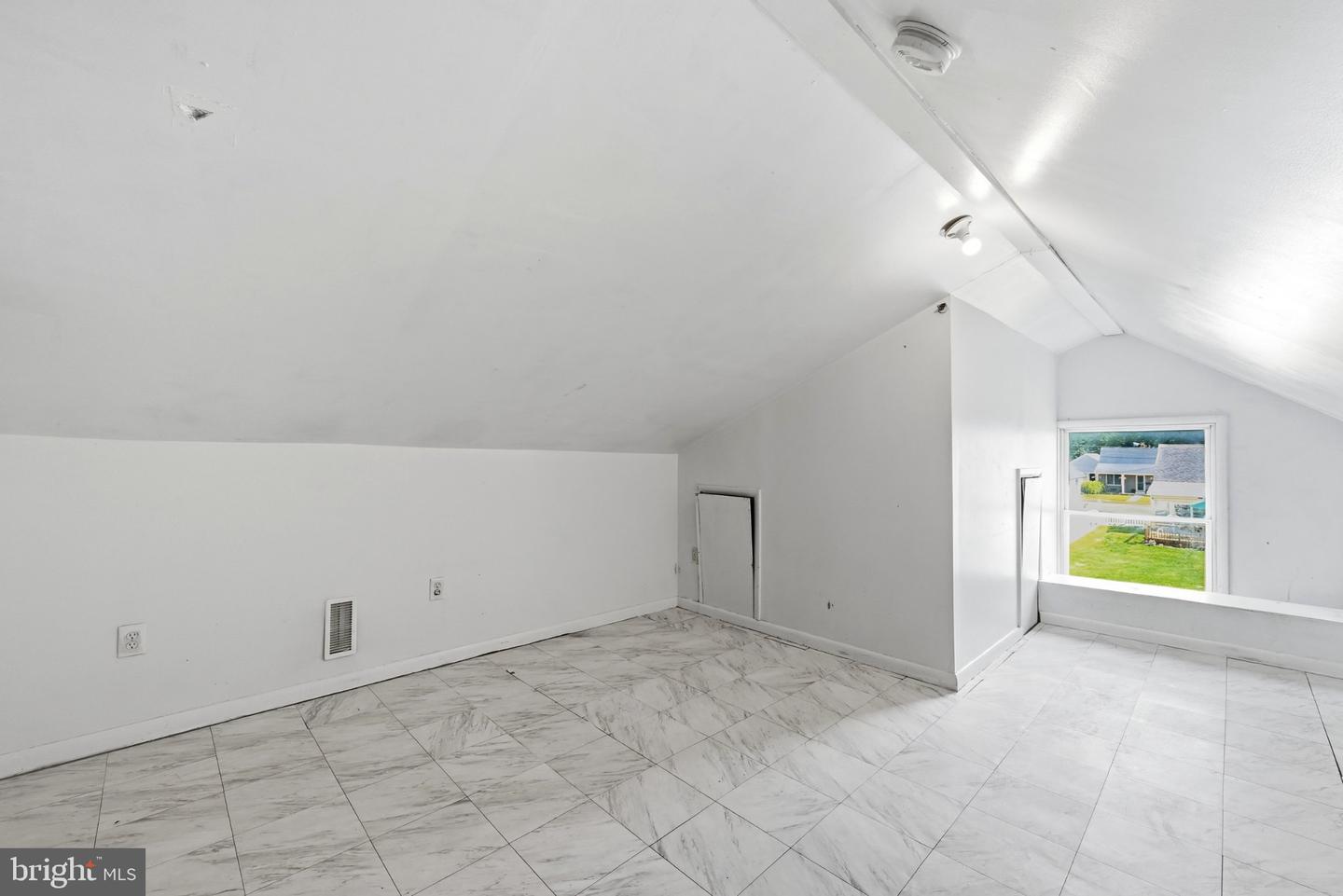 30 Glover Ave Property Photo 23