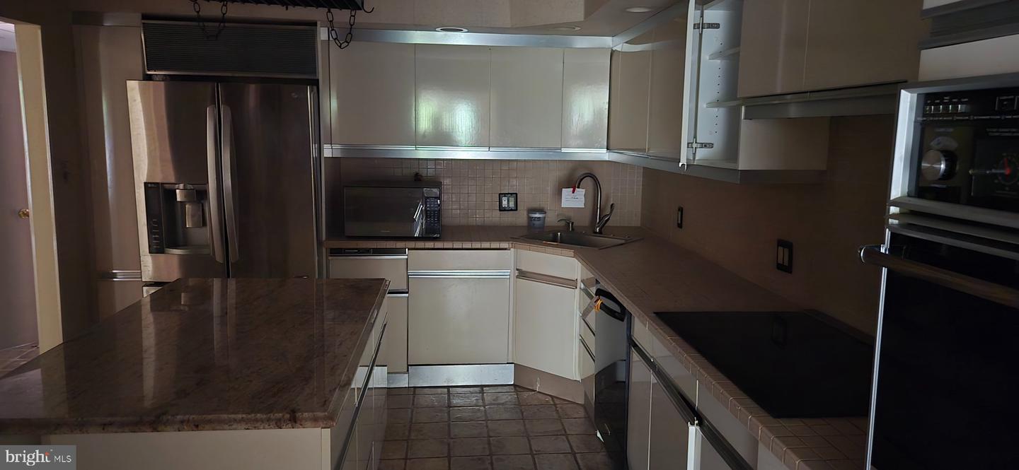 54 Centura #54 Property Photo 6
