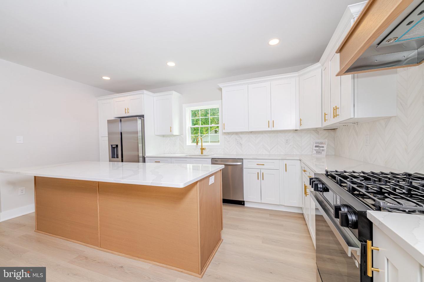 314 S White Horse Pike Property Photo 18