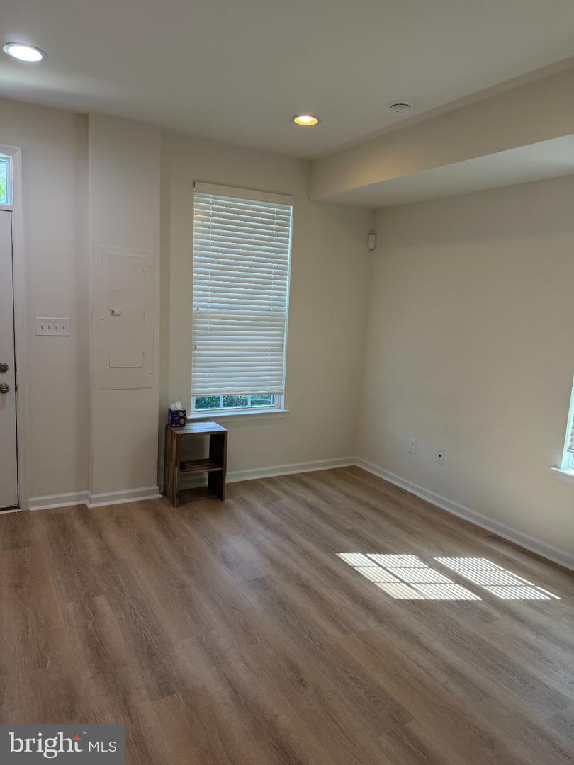 1 Stevens Ct Property Photo 21
