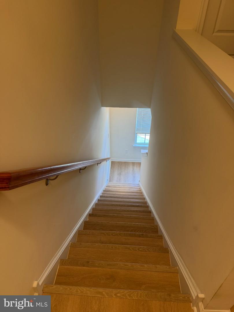 1 Stevens Ct Property Photo 27