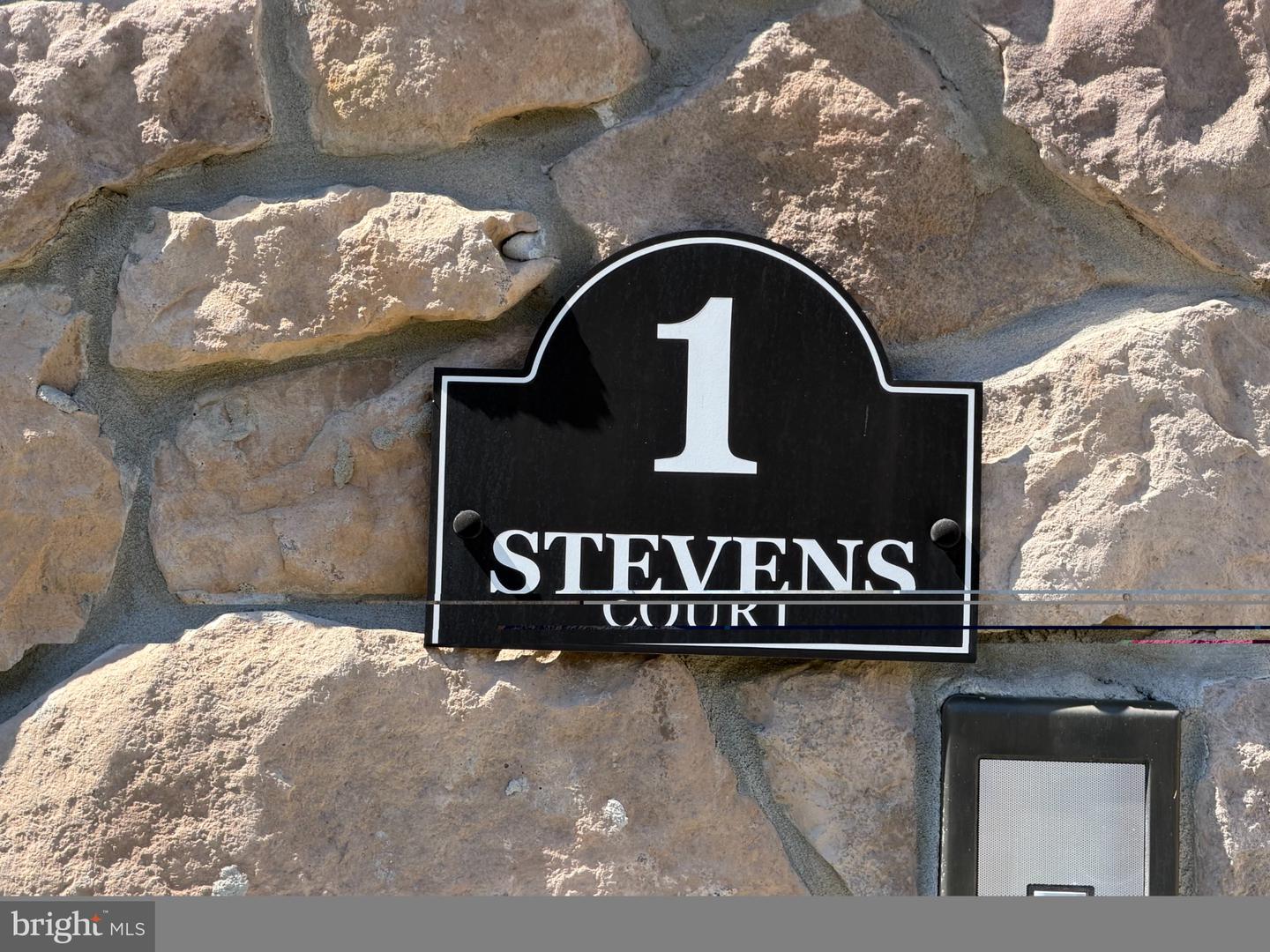 1 Stevens Ct Property Photo 33