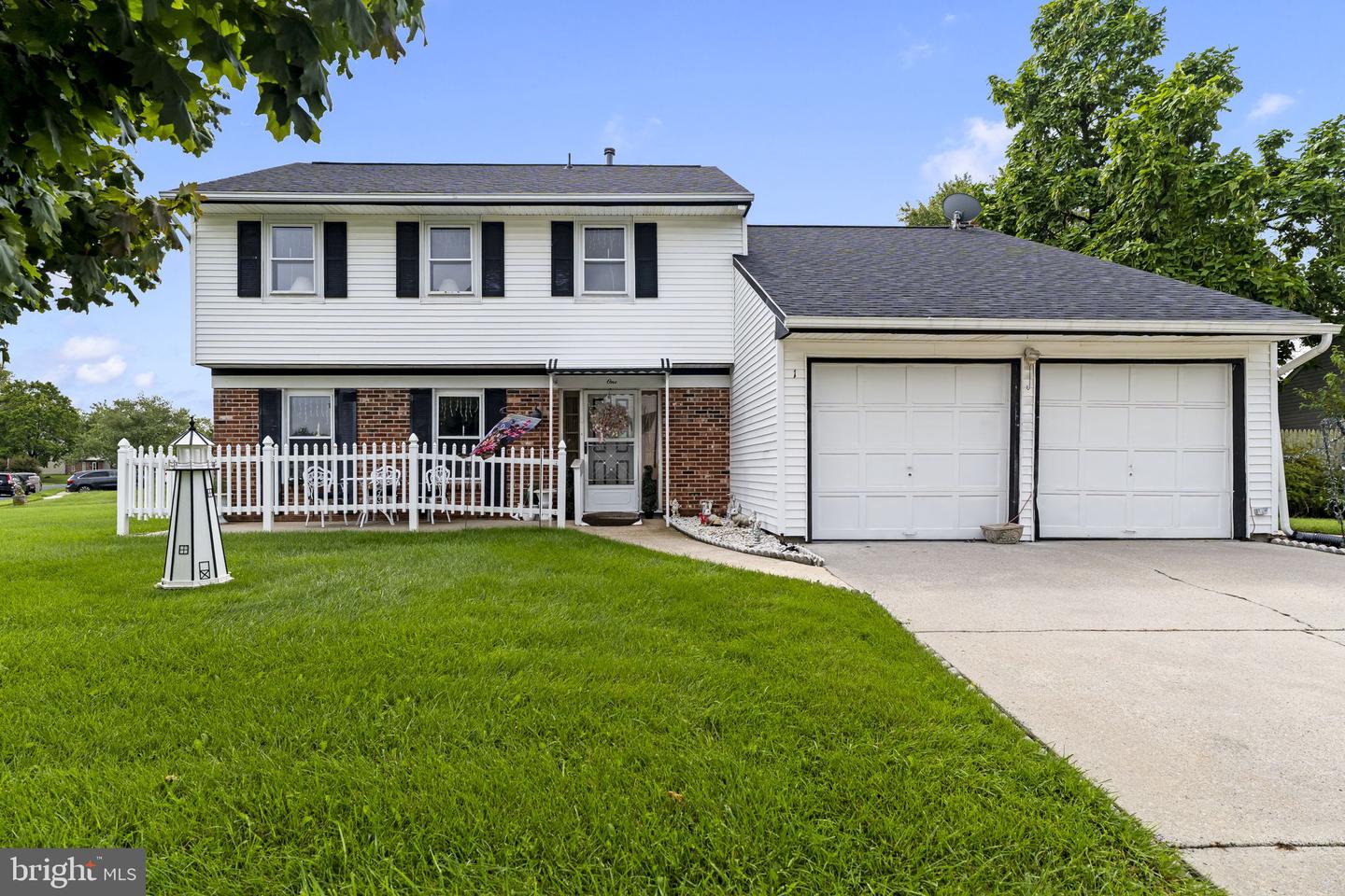 1 Avella Ln Property Photo 1
