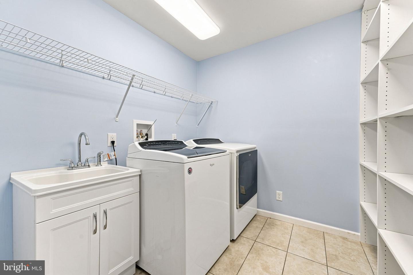122 Saint Vincent Ct Property Photo 20