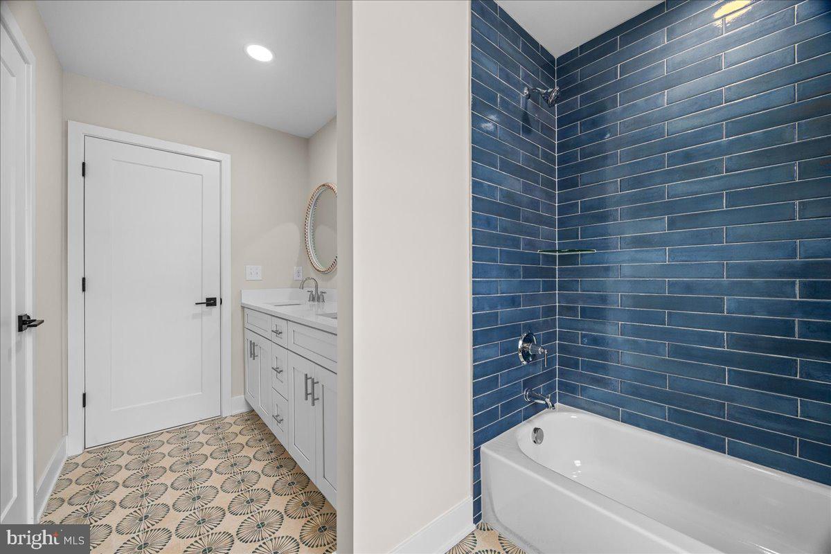 104 Blue Anchor Property Photo 24