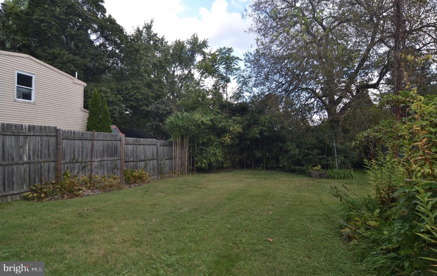 17 W Summit Ave Property Photo 14