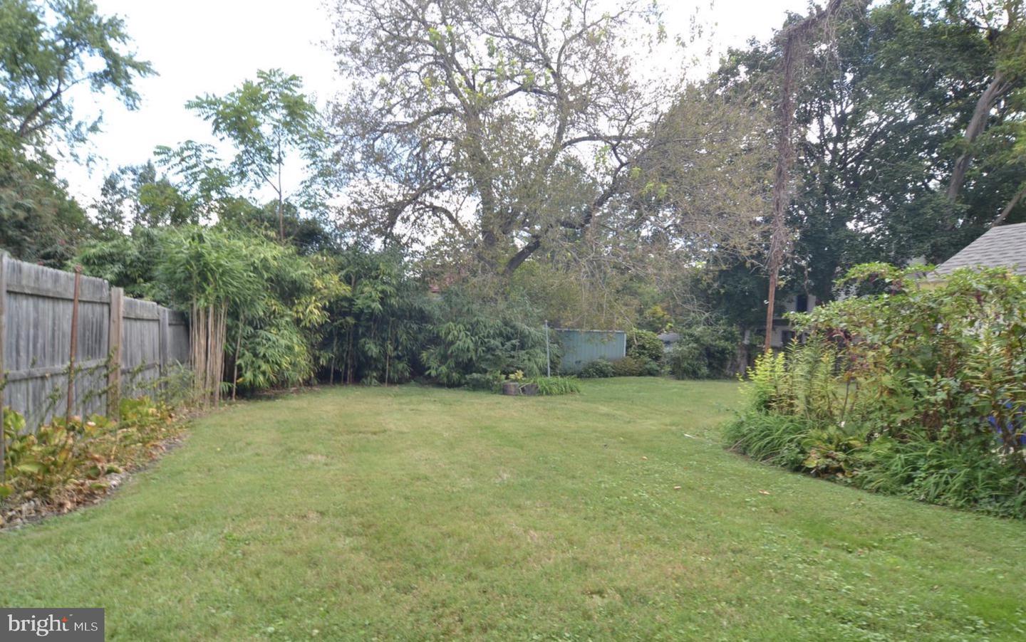 17 W Summit Ave Property Photo 15
