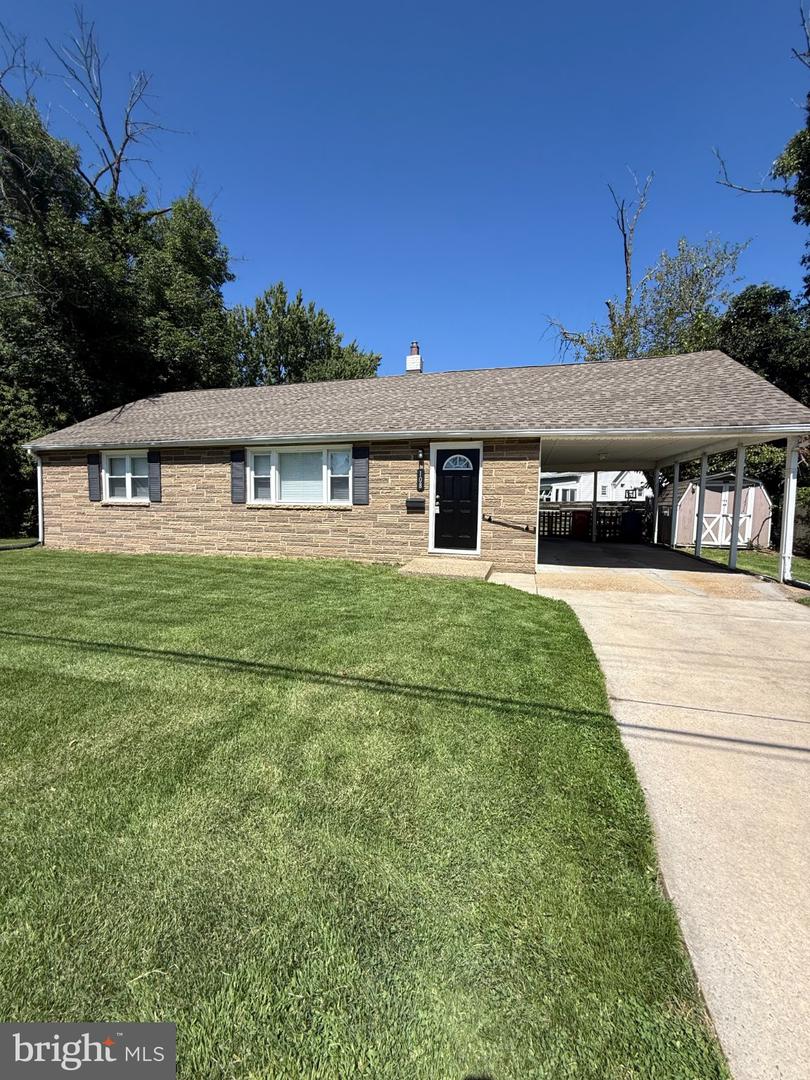 108 OGG AVE Property Photo 1