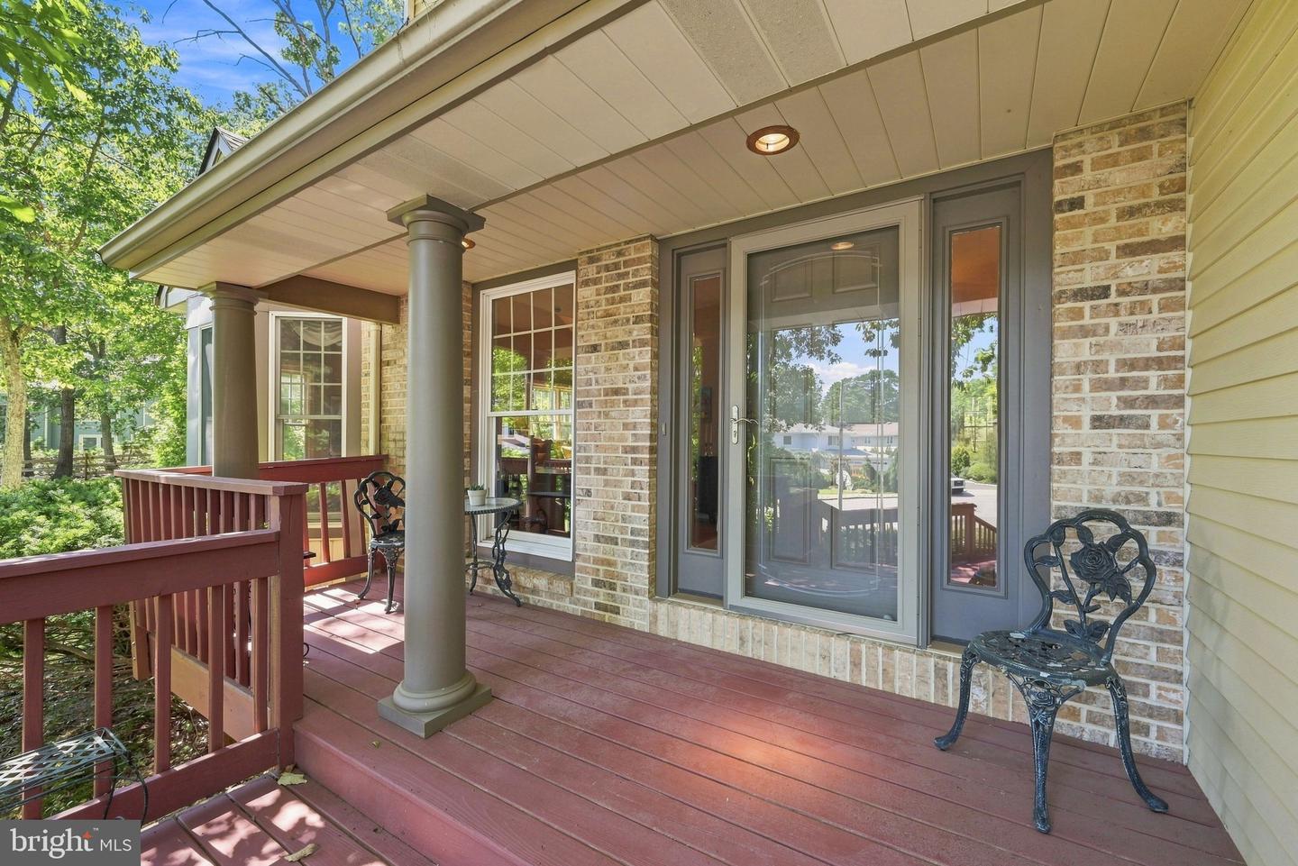 5 Devonwood Ct Property Photo 4