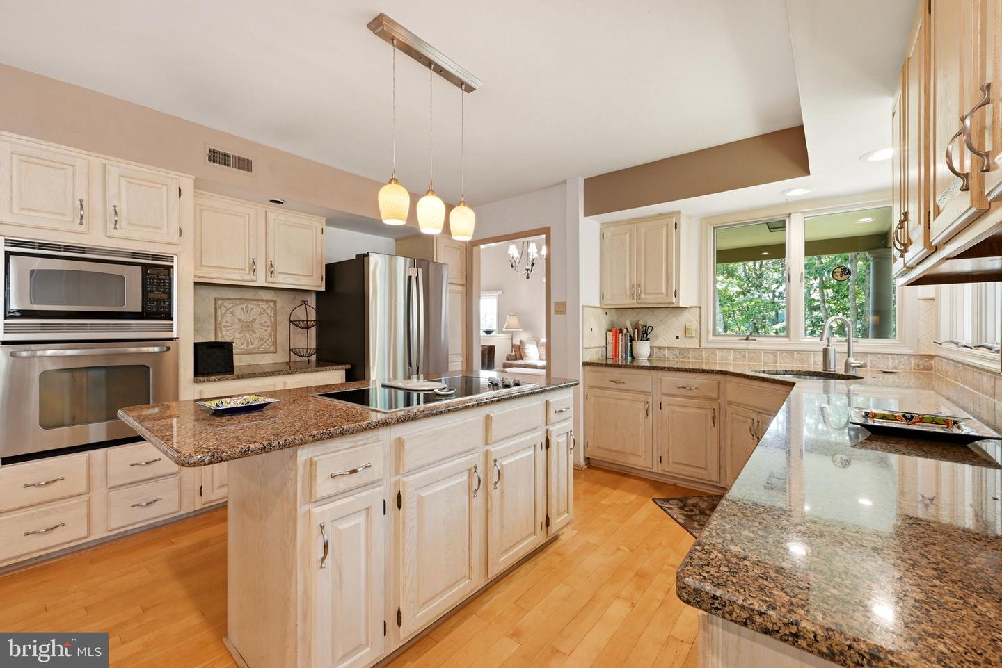 5 Devonwood Ct Property Photo 13