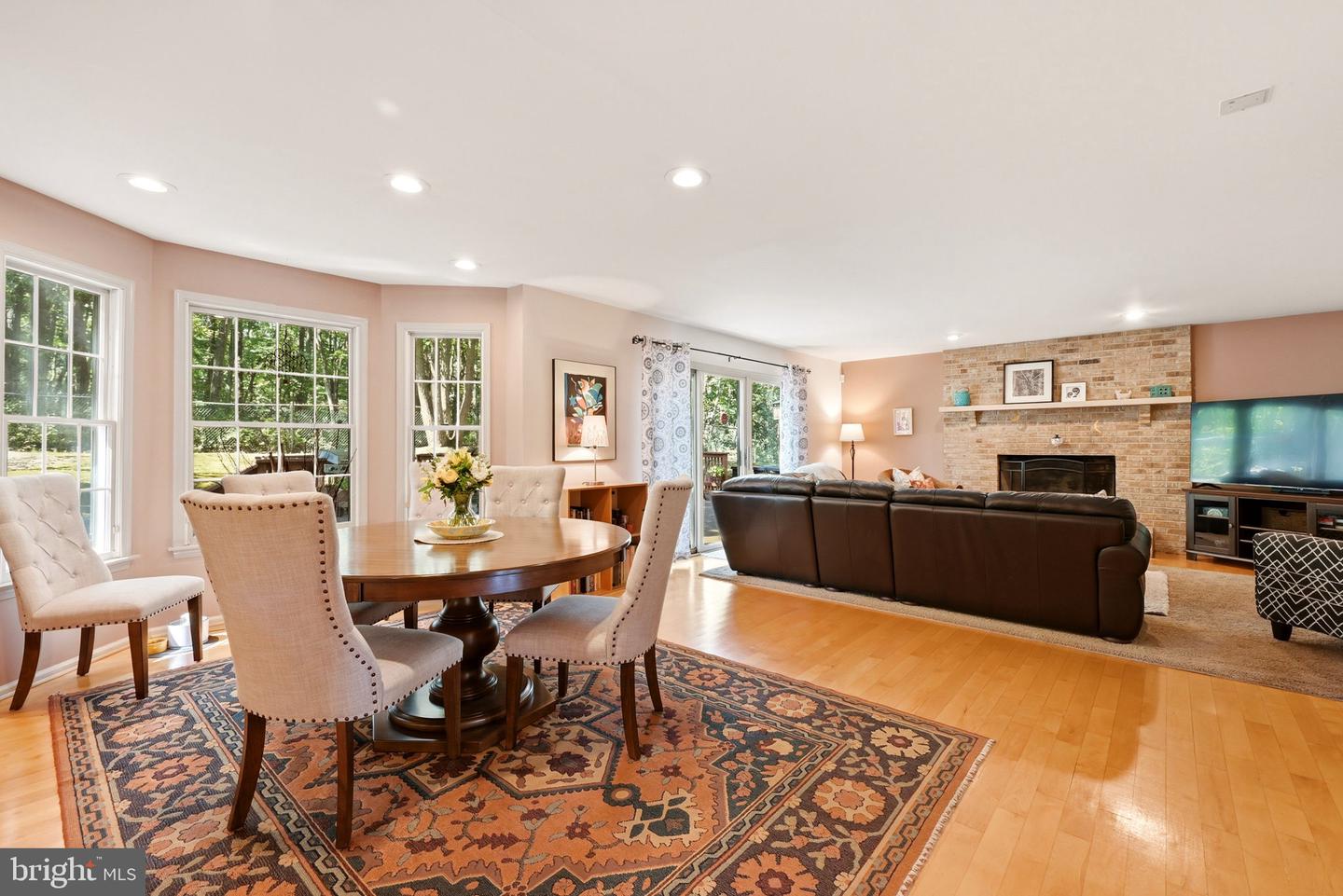 5 Devonwood Ct Property Photo 15