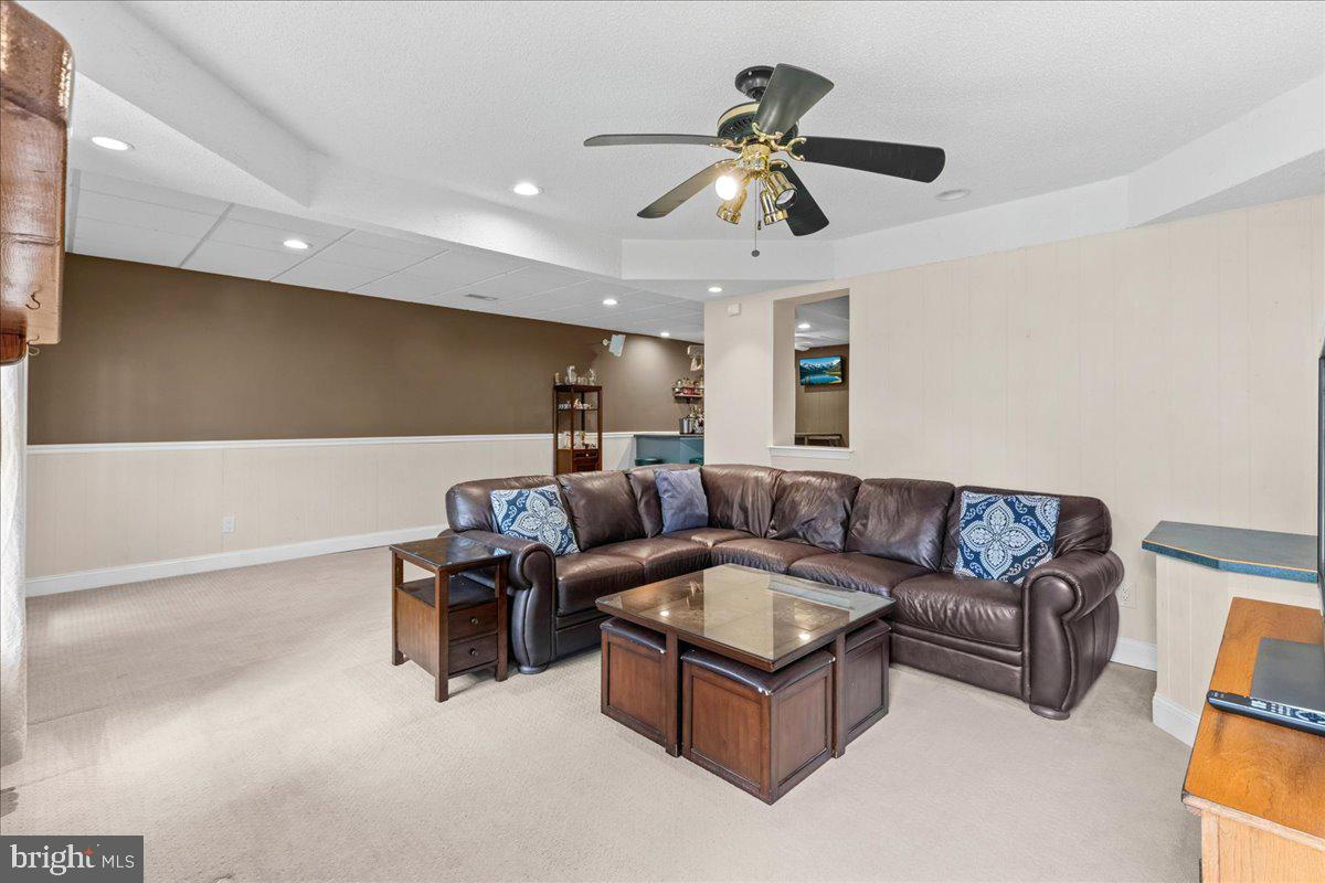 19 Augusta Ln Property Photo 38