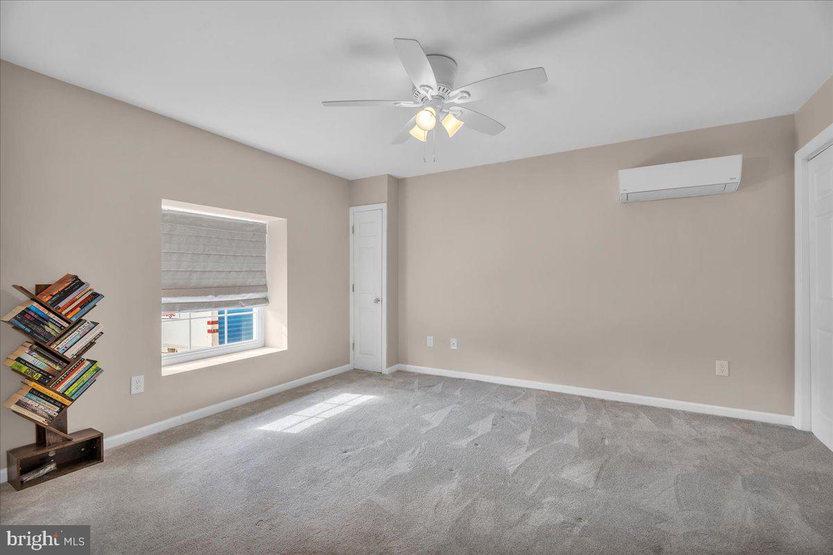 7 Surrey Ct Property Photo 11