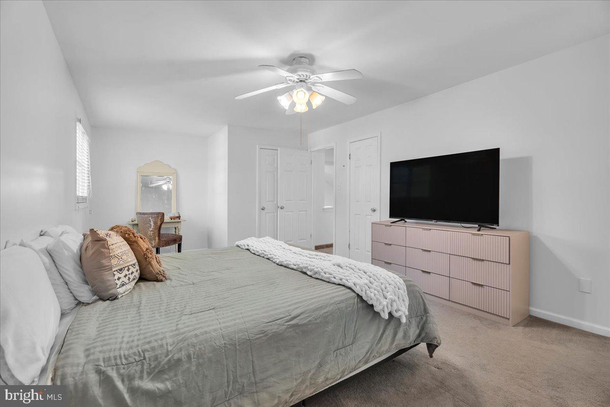 7 Surrey Ct Property Photo 16