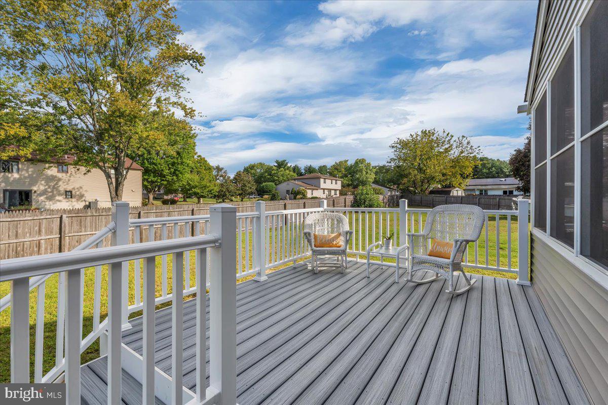 7 Surrey Ct Property Photo 23