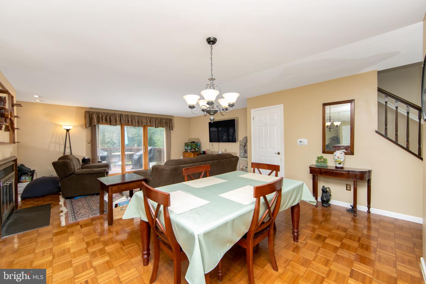 27 Crofton Cmns Property Photo 5