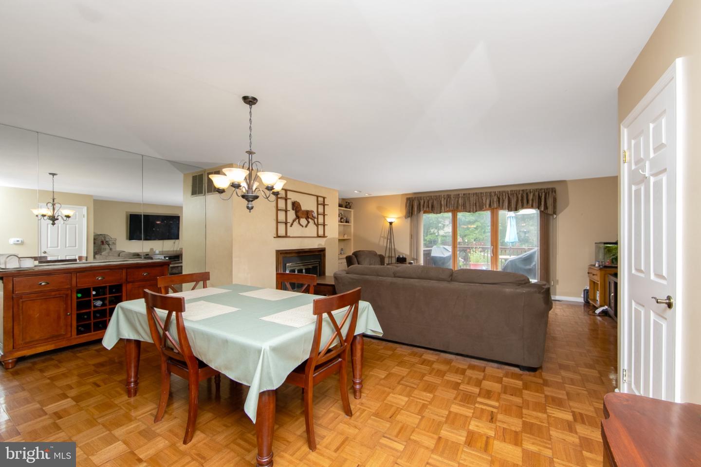 27 Crofton Cmns Property Photo 6
