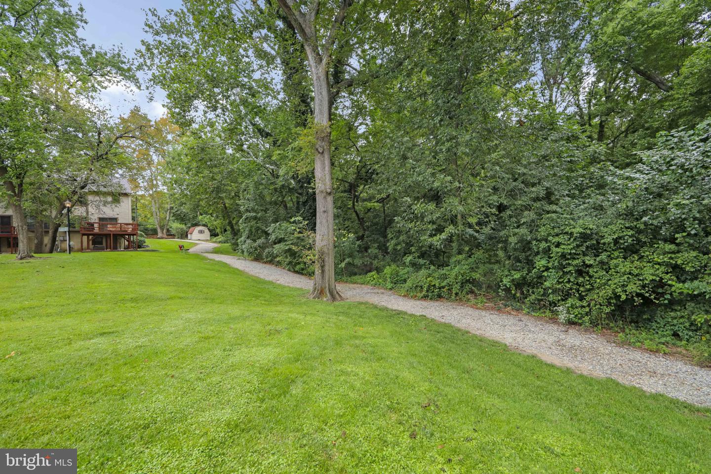27 Crofton Cmns Property Photo 25