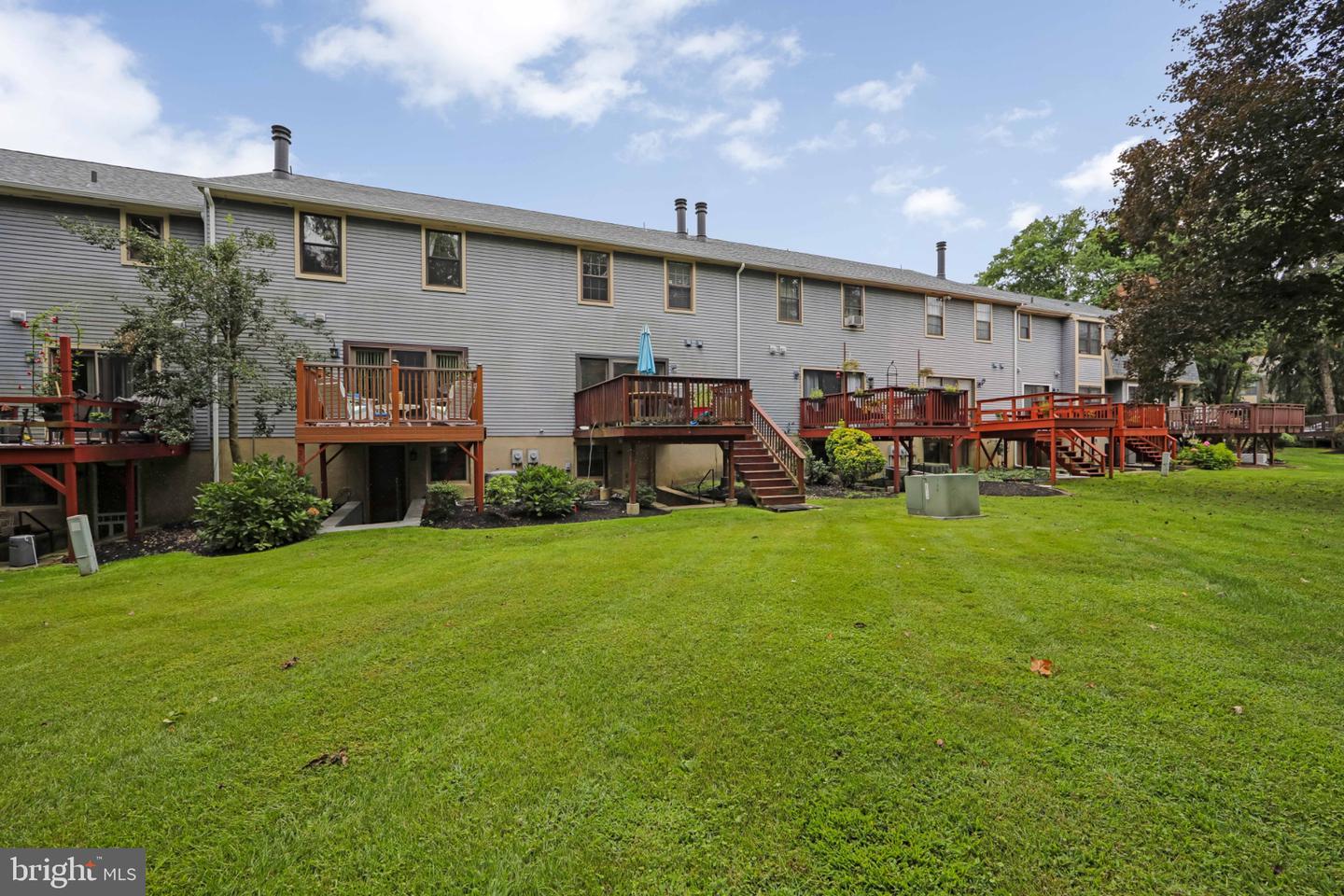 27 Crofton Cmns Property Photo 34