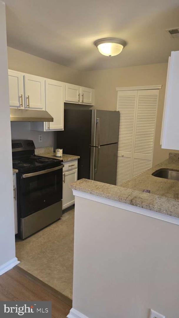 504 Britton Pl Property Photo 4