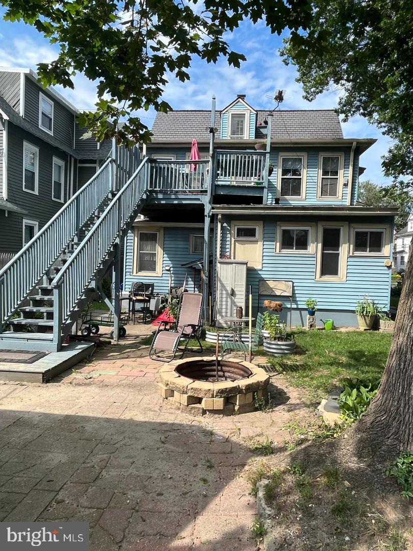 604 PARK AVE Property Photo 1