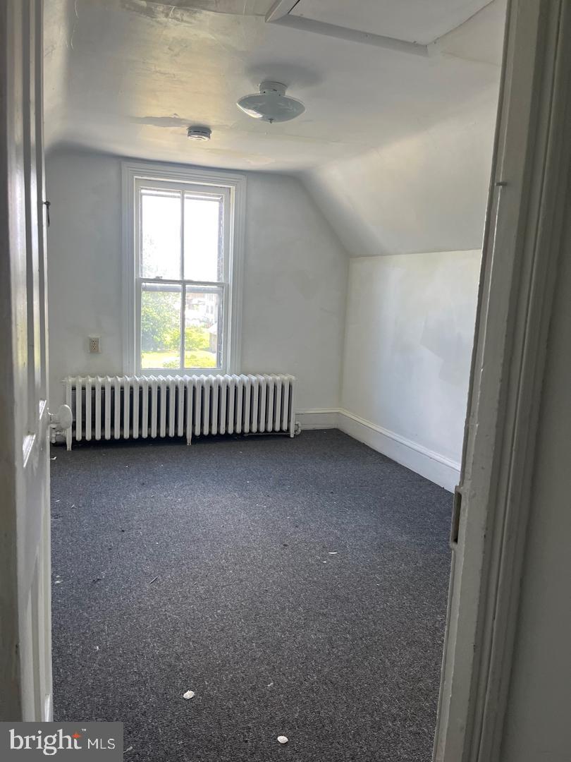 604 Park Ave Property Photo 2