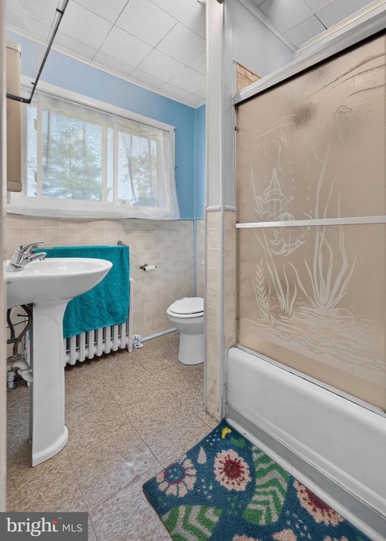 128 E Knight Ave Property Photo 21