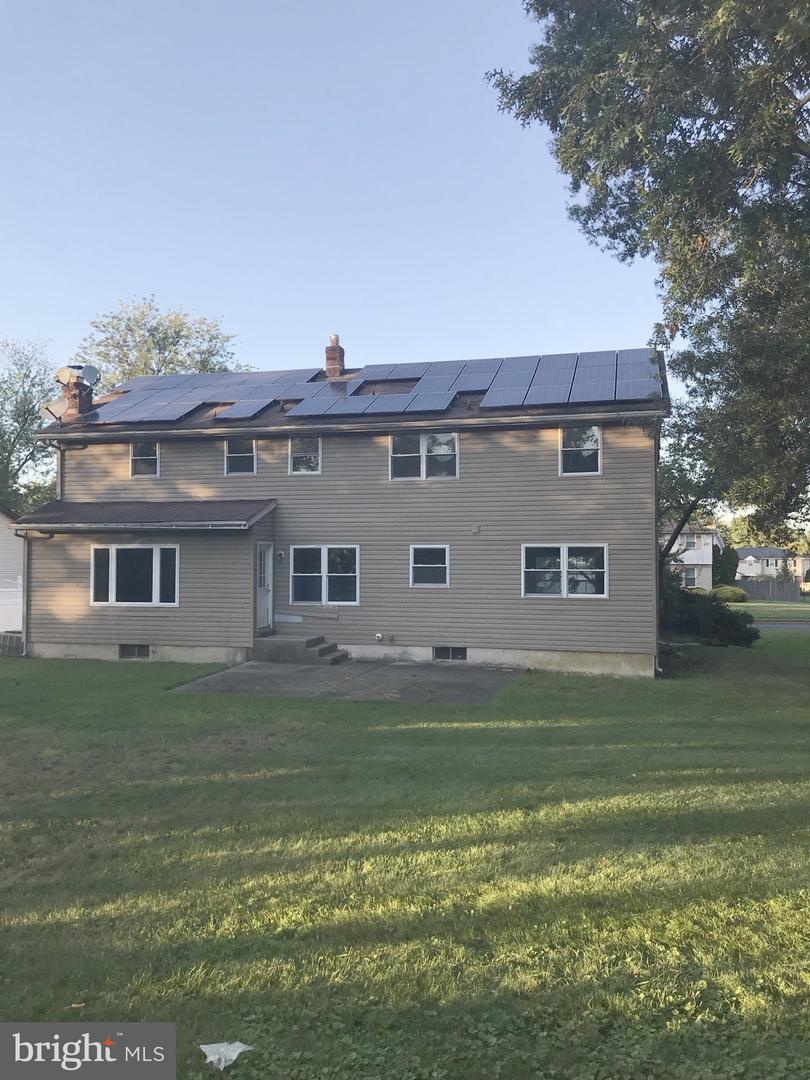 1688 Blue Jay Ln Property Photo 2