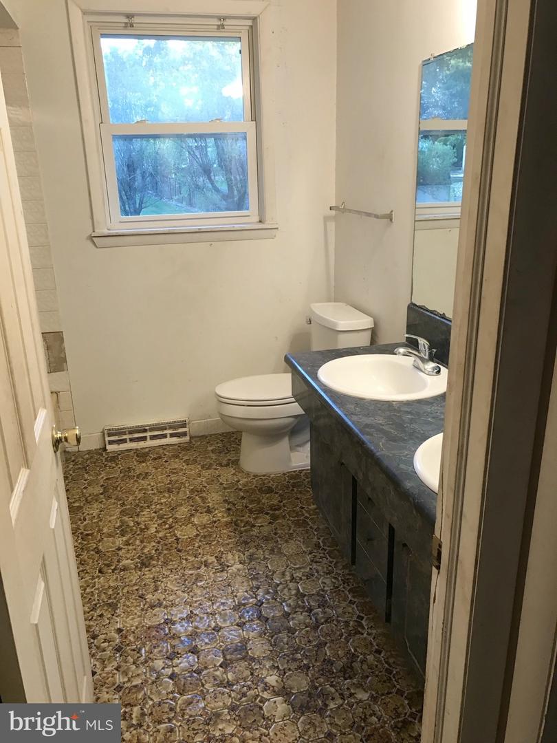1688 Blue Jay Ln Property Photo 10