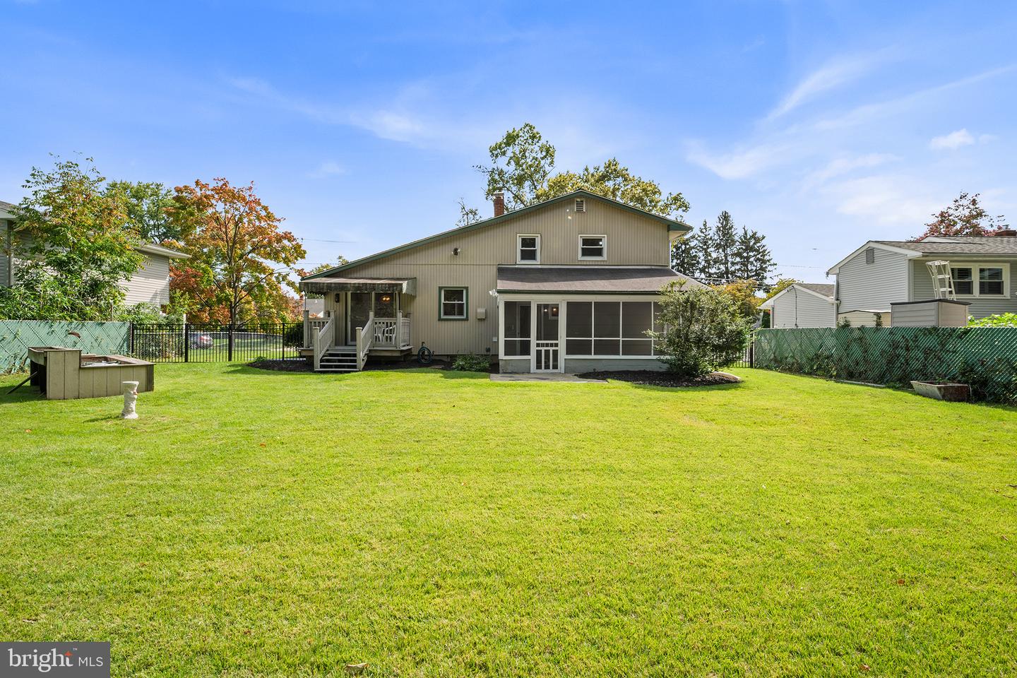 611 Pasadena Dr Property Photo 33