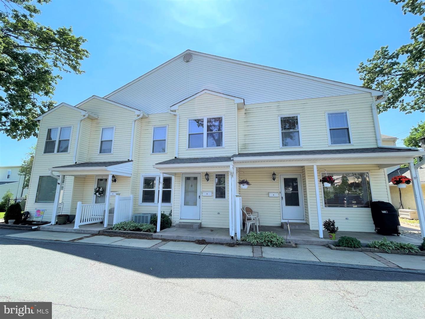 1326 CENTRAL AVE #B Property Photo 1