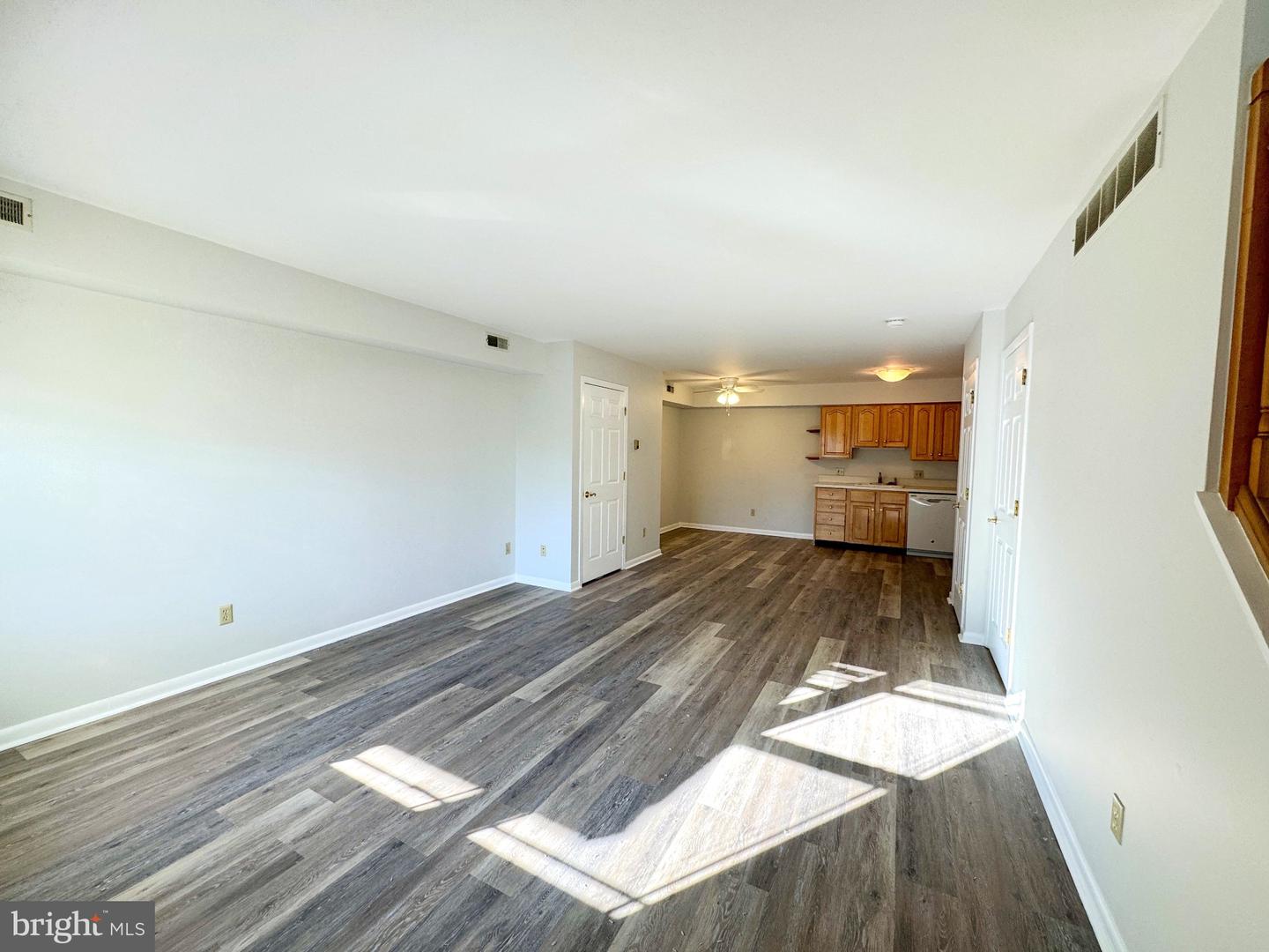 1326 Central Ave #b Property Photo 2