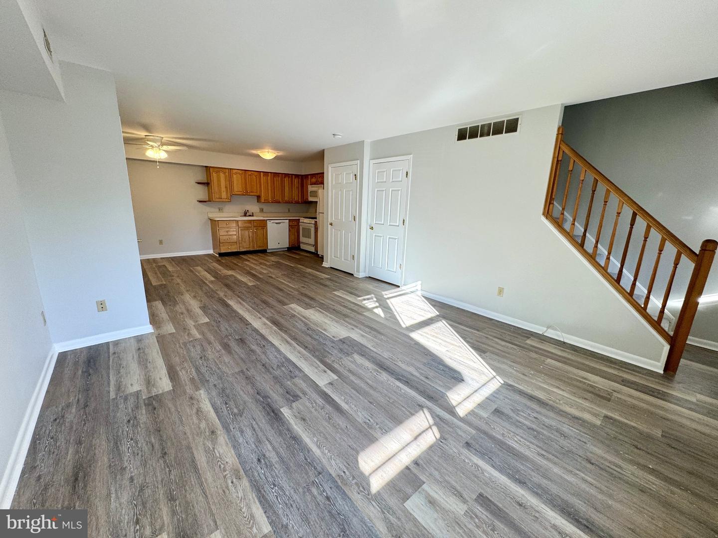 1326 Central Ave #b Property Photo 3
