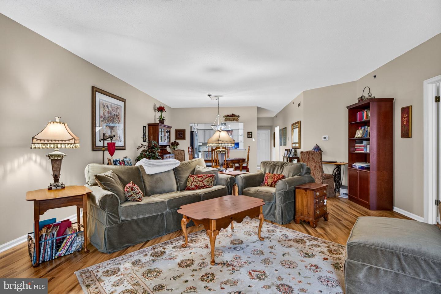 6031 Main Property Photo 10