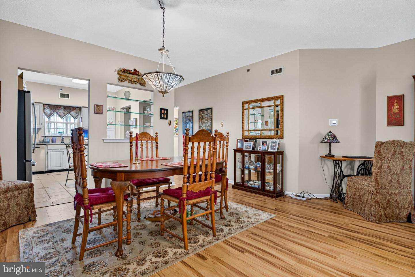 6031 Main Property Photo 14