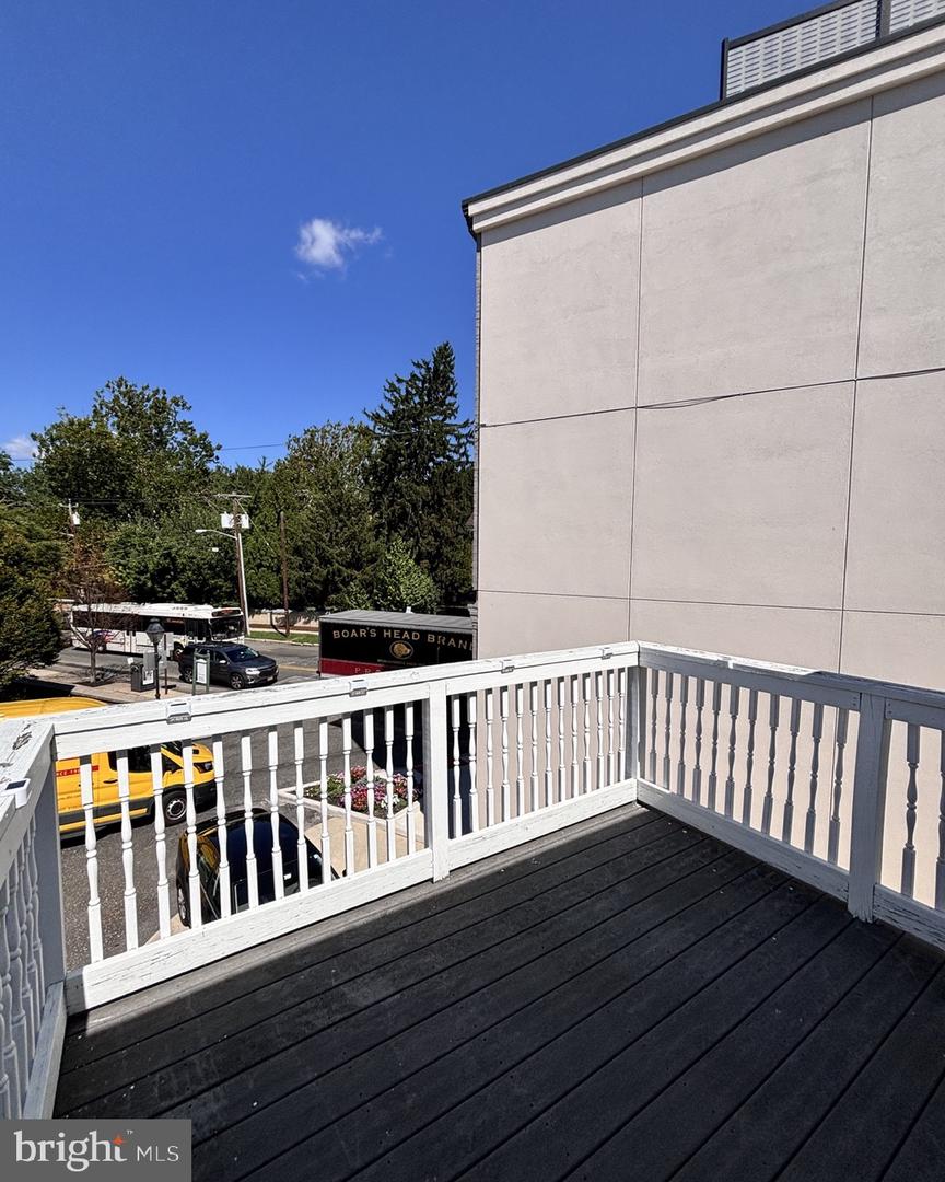 145 Kings Hwy E Property Photo 16