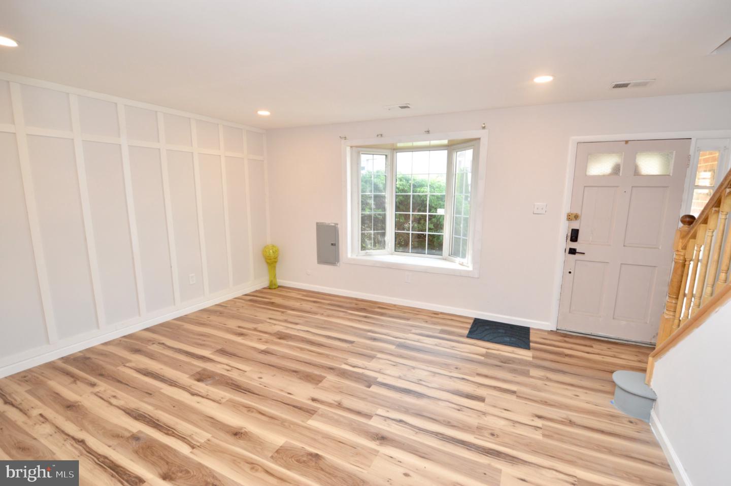 1826 Edgewood Pl Property Photo 8