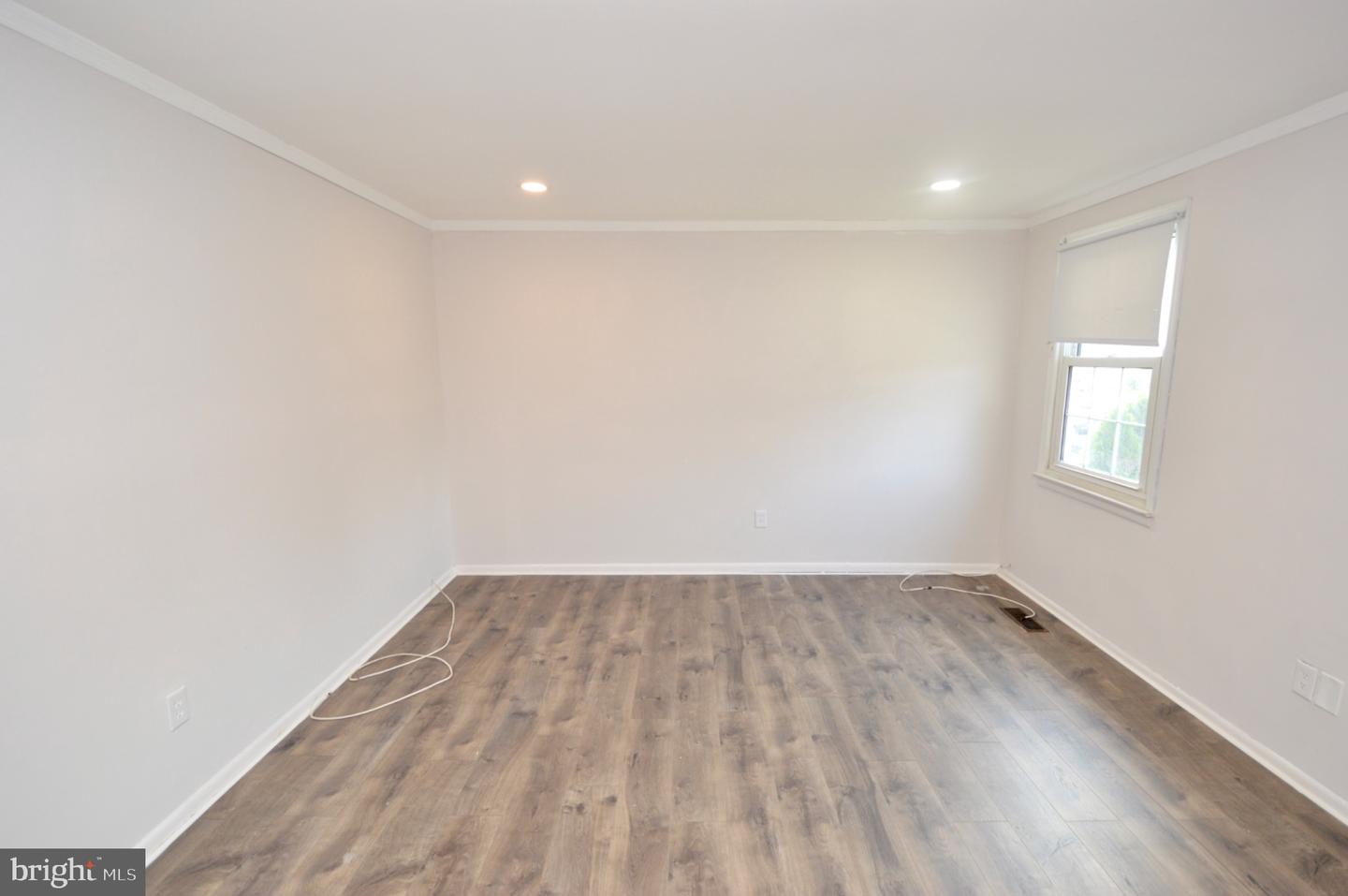 1826 Edgewood Pl Property Photo 12