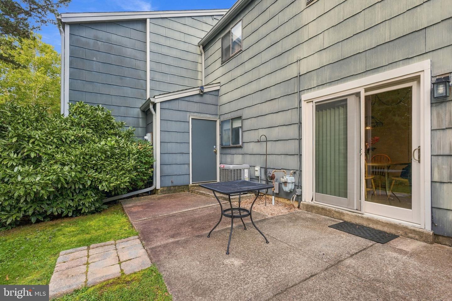 7 Georgetown Rd Property Photo 25