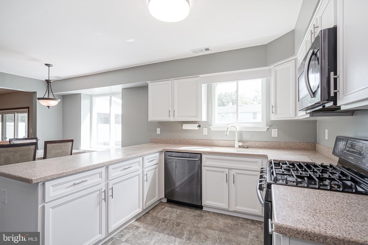 6 Killington Ct Property Photo 13