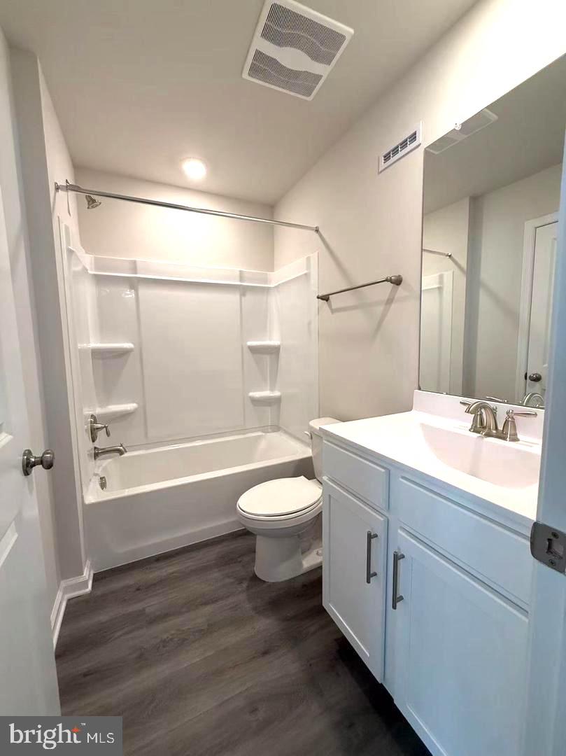 112 Spencer Way Property Photo 8