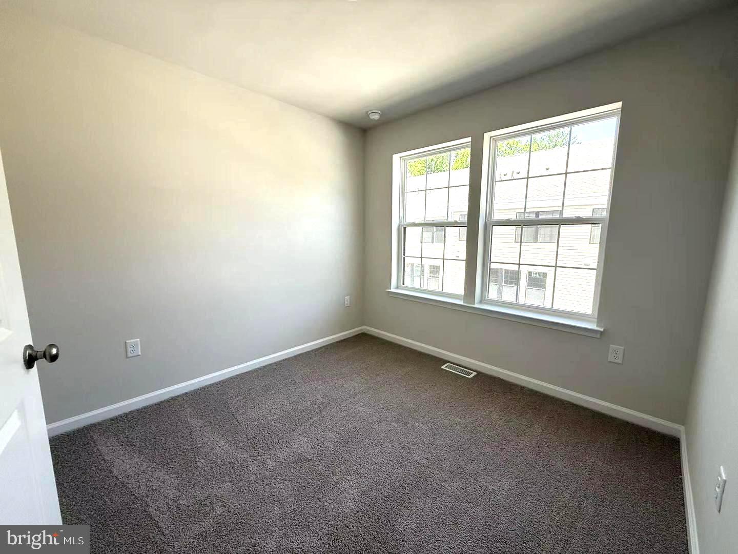112 Spencer Way Property Photo 10